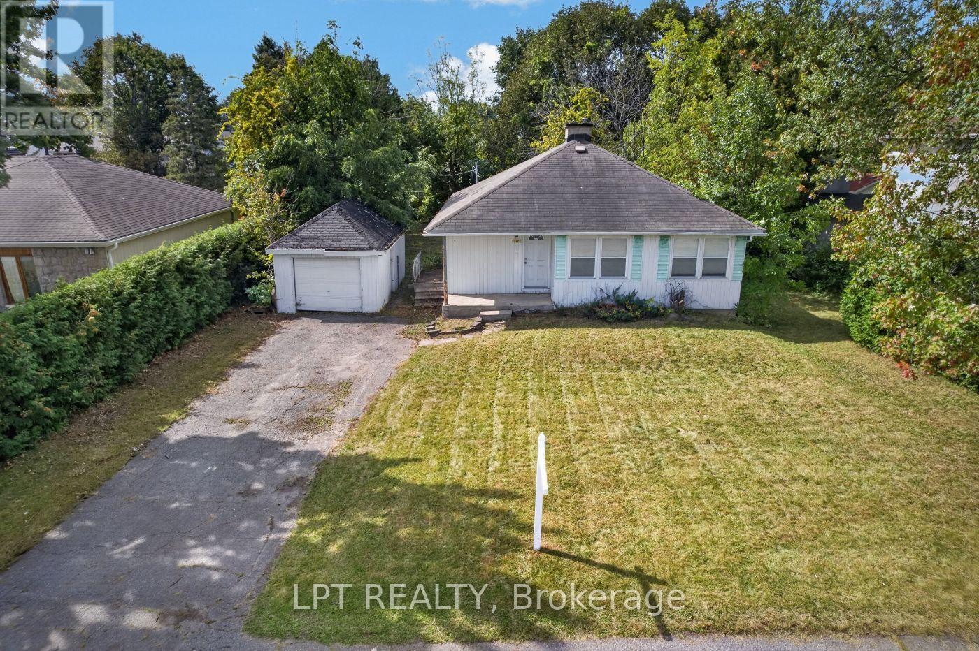 868 Mountainview Avenue, Ottawa, Ontario  K2B 5G2 - Photo 4 - X13814194