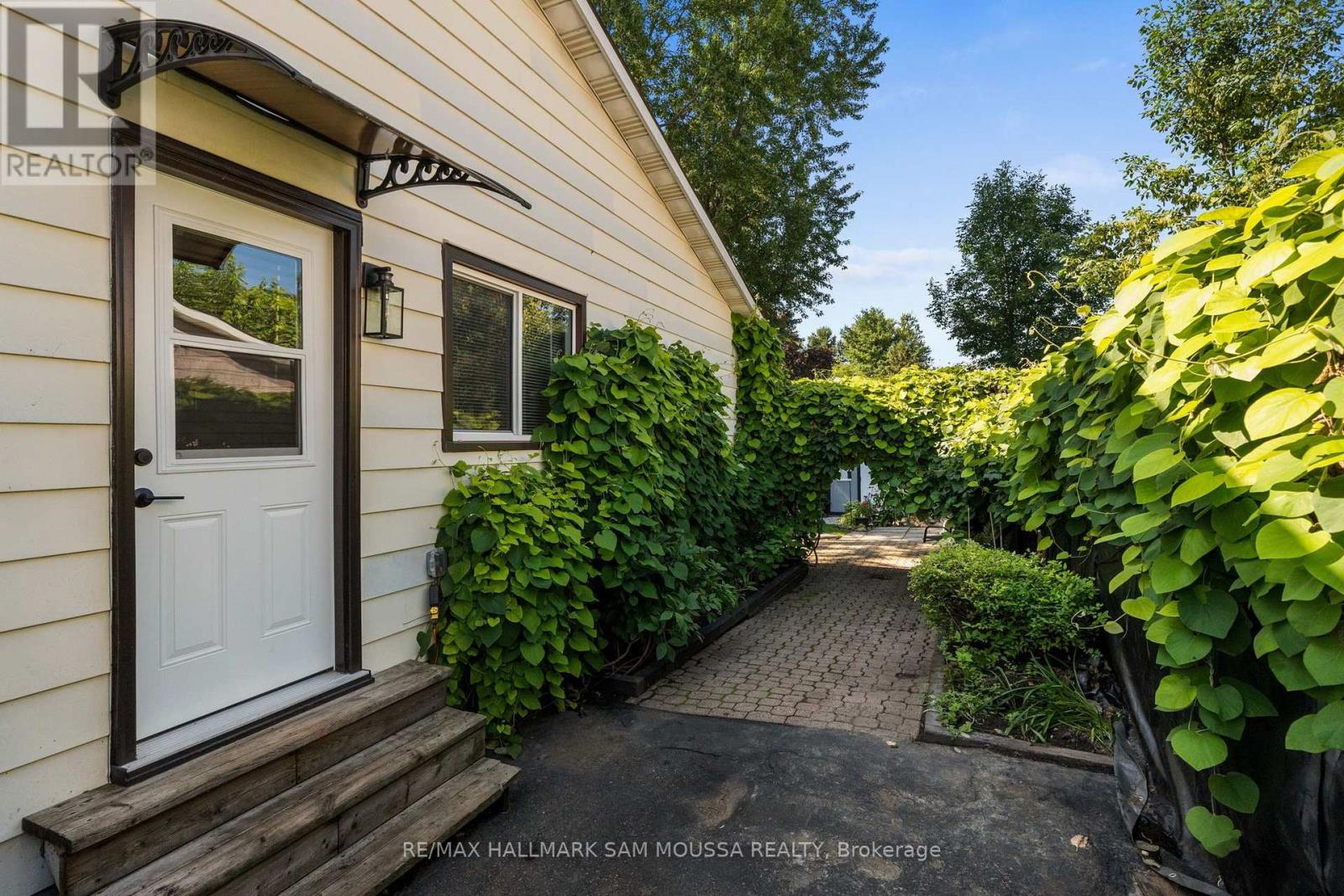35 Ballantrae Way, Ottawa, Ontario  K2L 1N3 - Photo 32 - X13814210