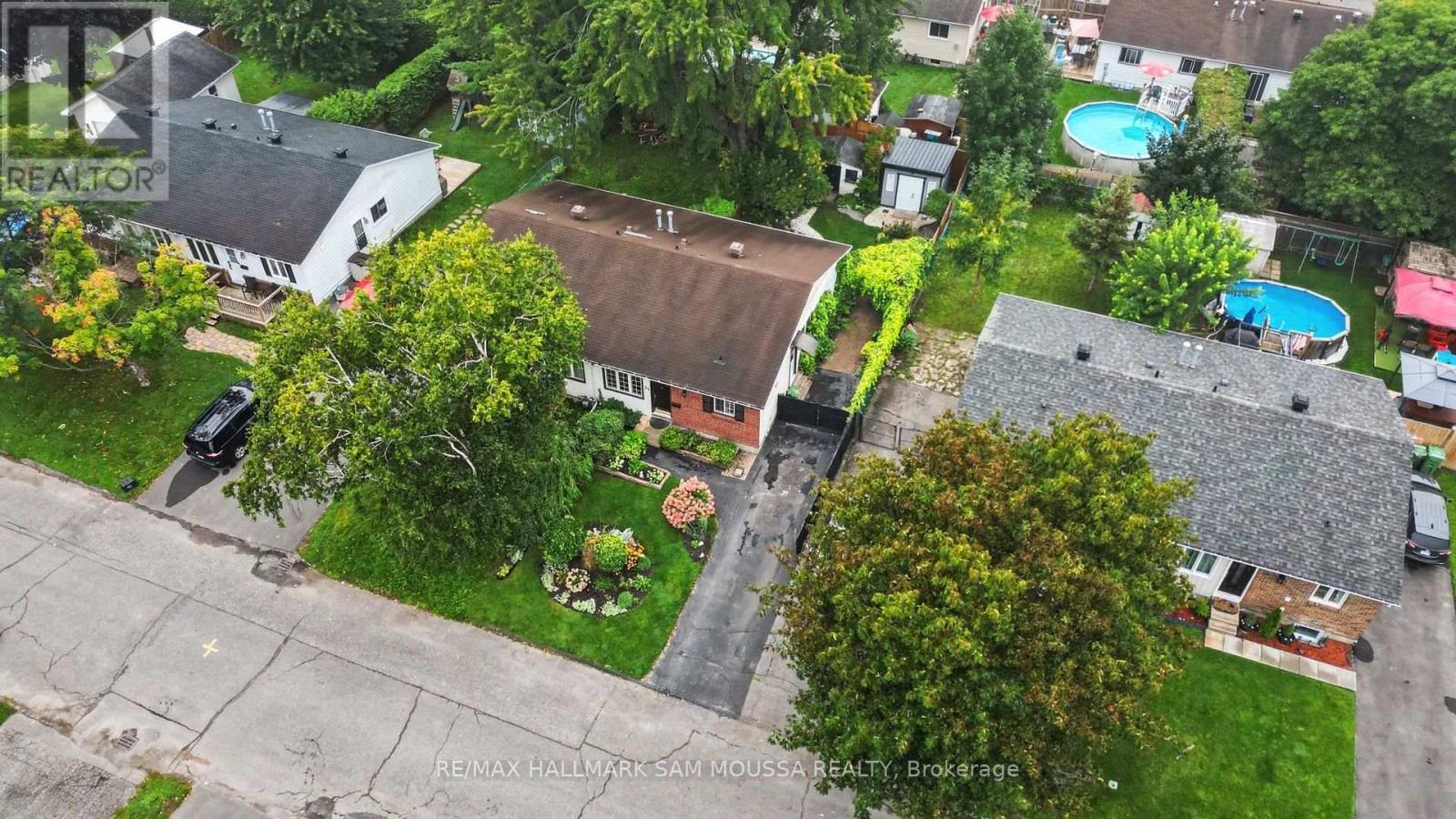 35 Ballantrae Way, Ottawa, Ontario  K2L 1N3 - Photo 39 - X13814210
