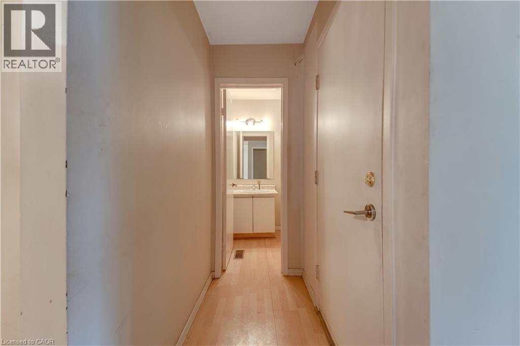 25 Valleyview Road Unit# 2, Kitchener, Ontario  N2E 1L5 - Photo 6 - 40860541