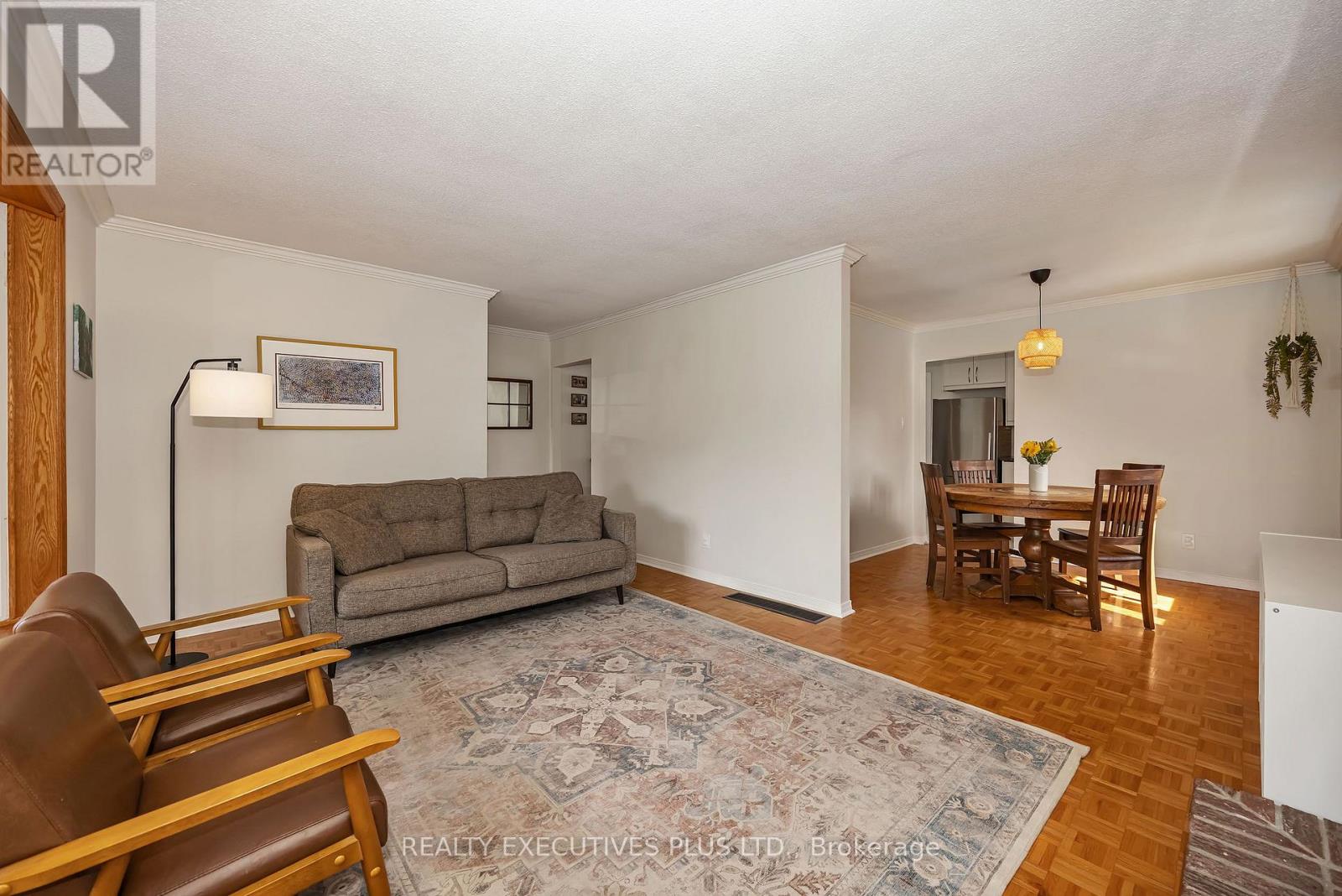 1533 Payette Drive, Ottawa, Ontario  K1E 1S8 - Photo 6 - X13814330