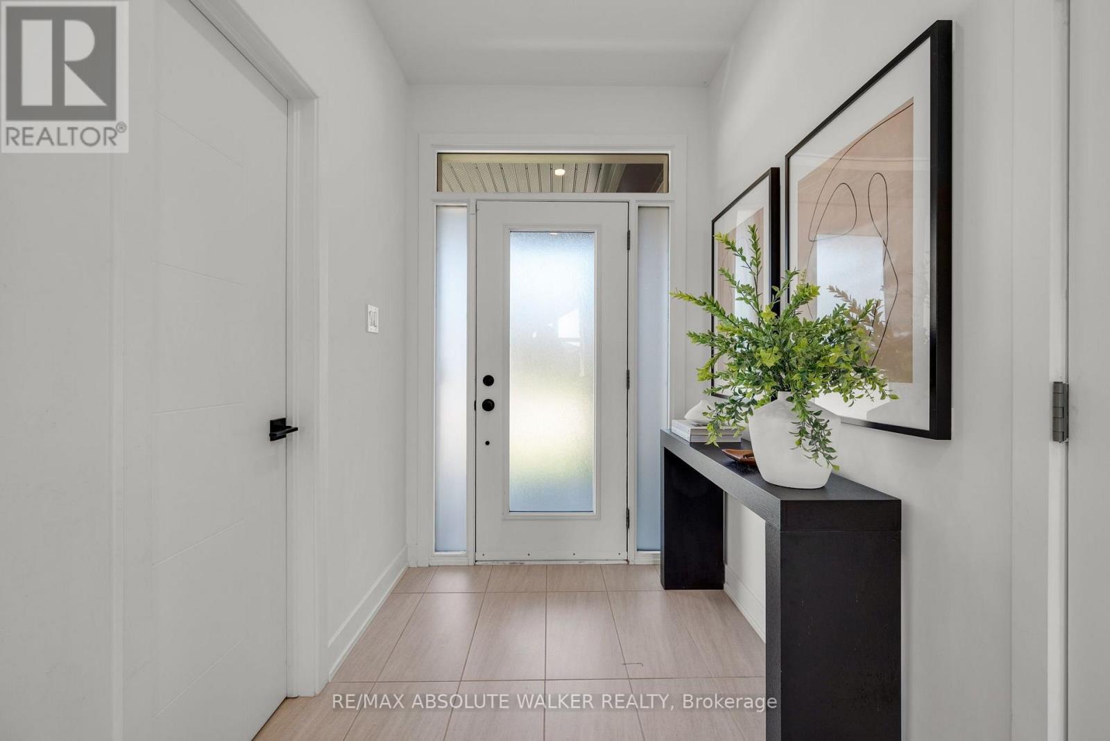 104 Heirloom Street, Ottawa, Ontario  K4M 0L3 - Photo 4 - X13814362