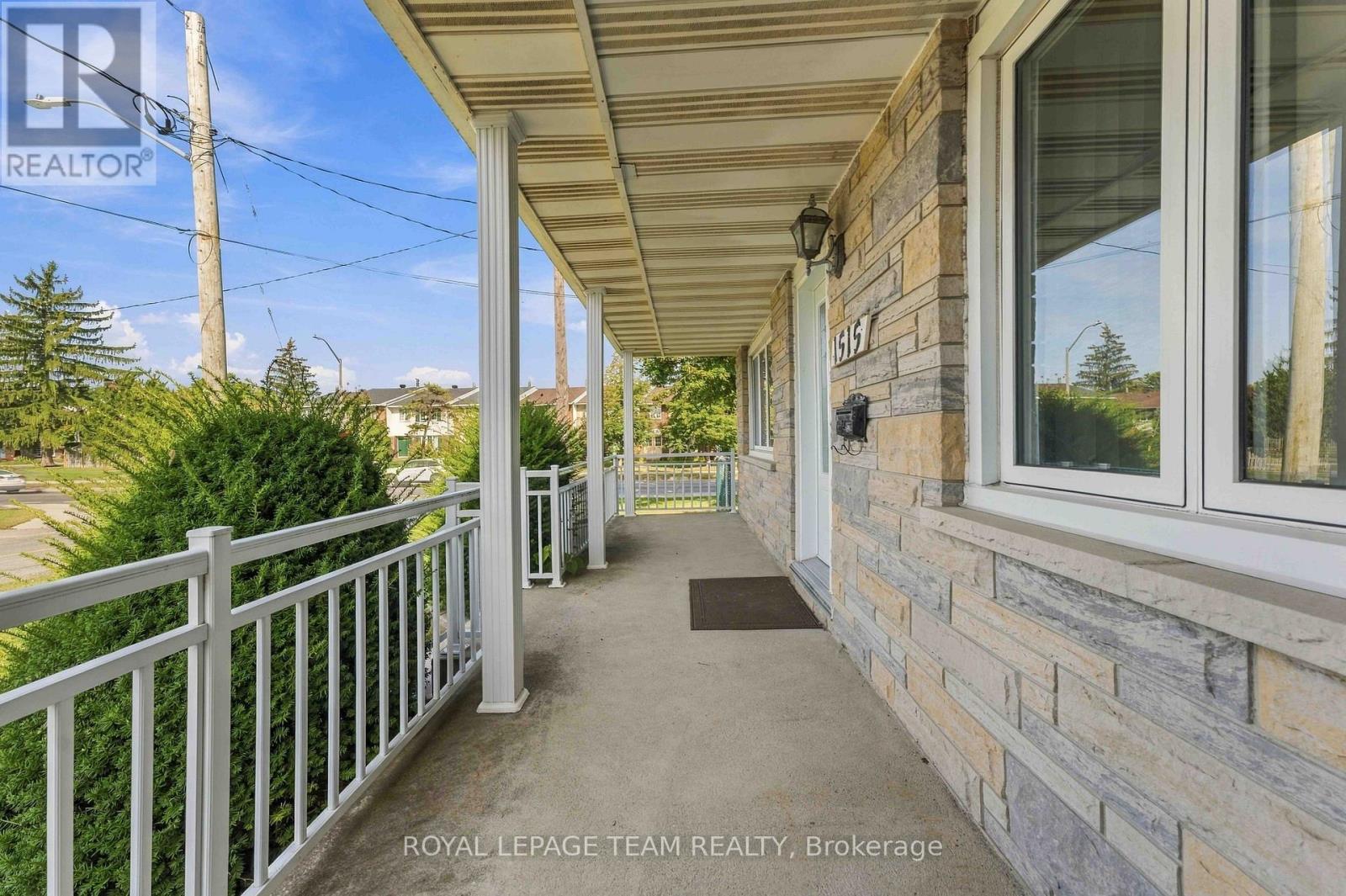 1515 Valmarie Avenue, Ottawa, Ontario  K2C 1V7 - Photo 4 - X13814454