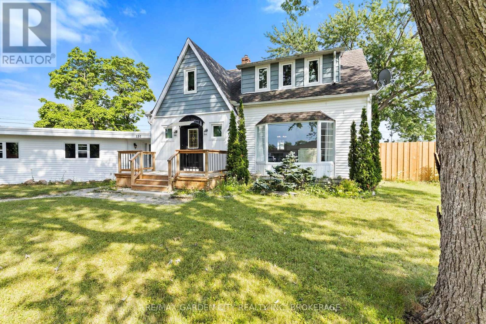 151 ST GEORGE STREET, welland (broadway), Ontario