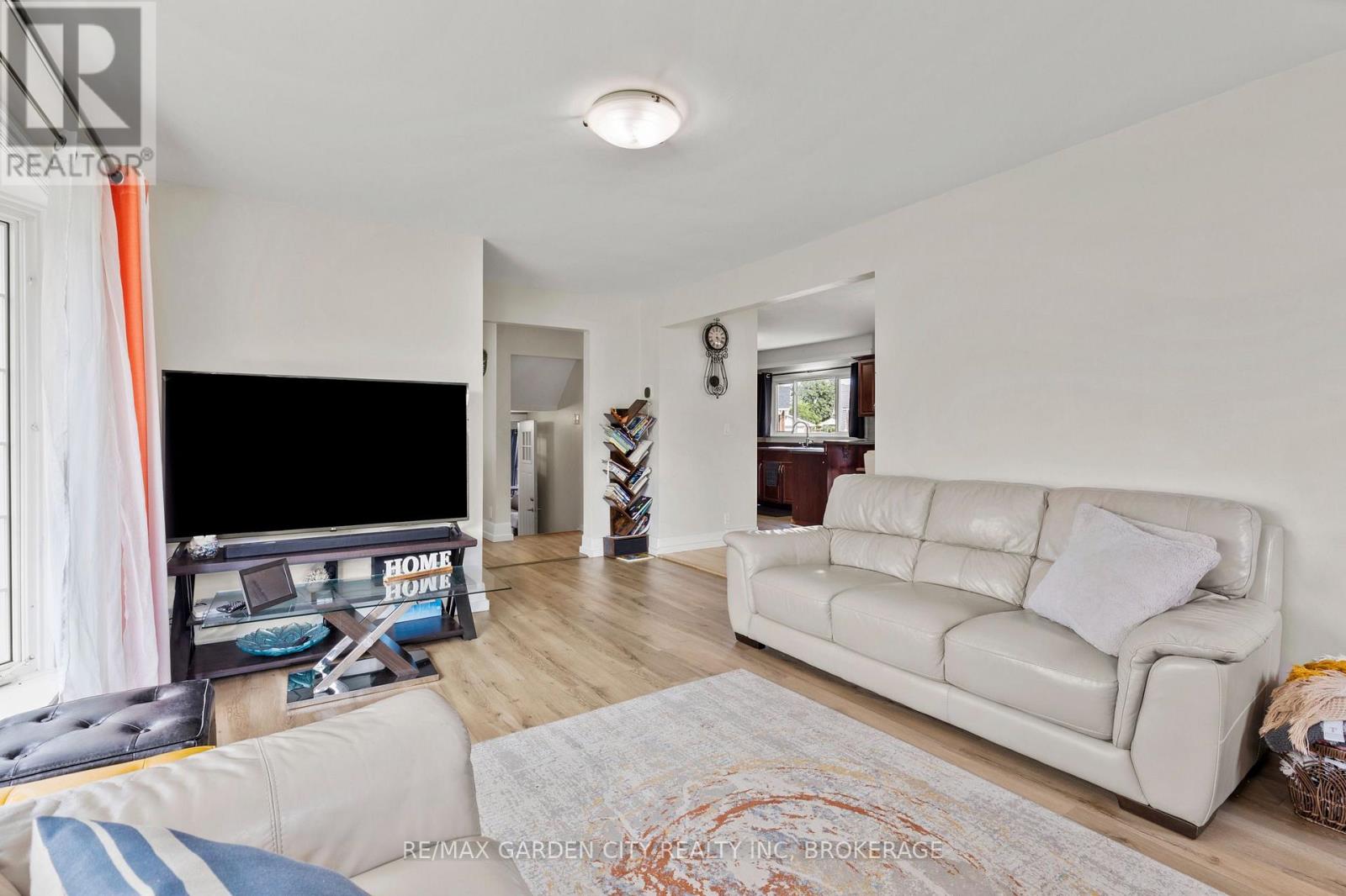 151 St George Street, Welland (Broadway), Ontario L3C 5N9 - Photo 5 - X13814384