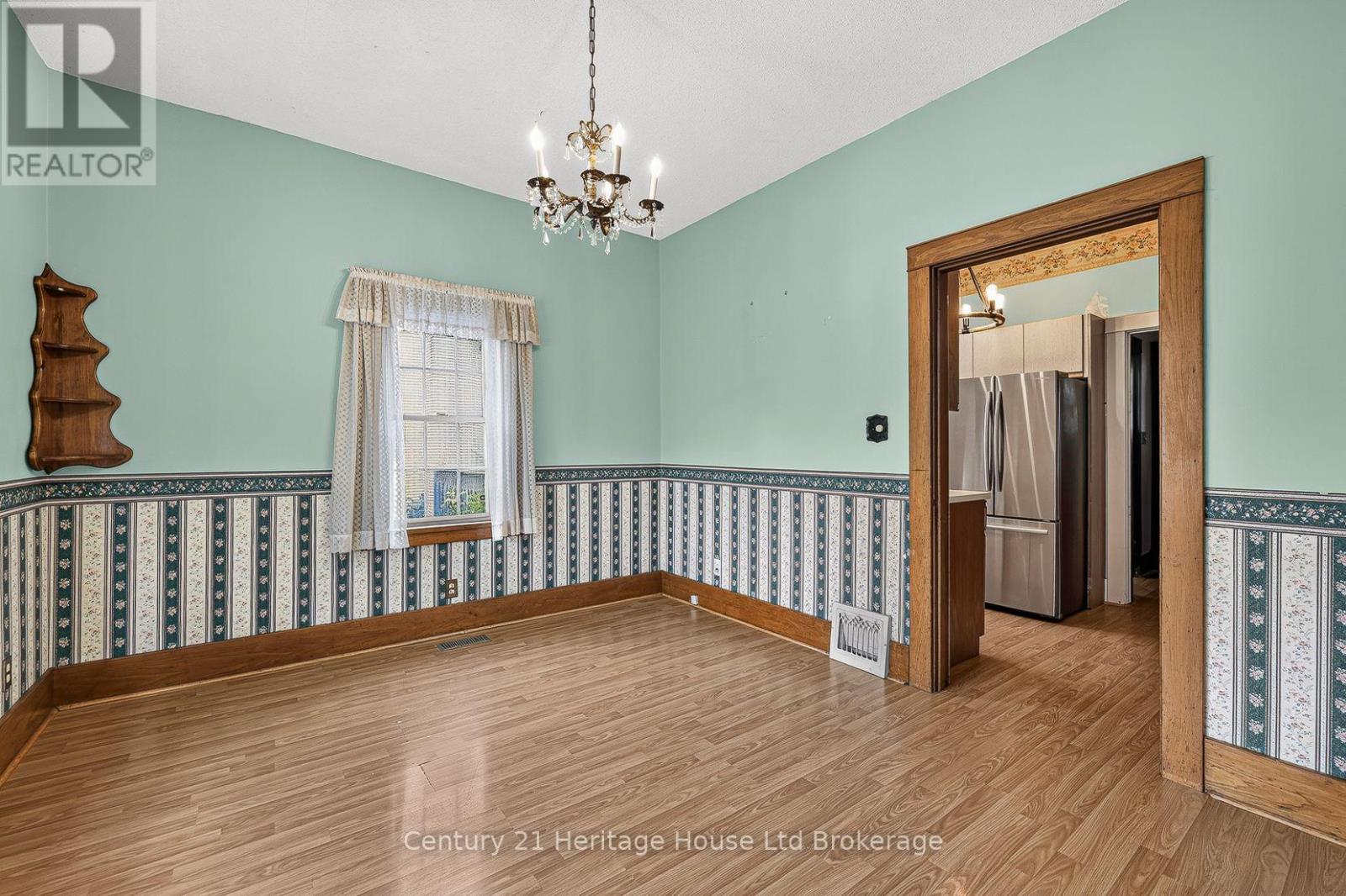 143 Charles Street E, Ingersoll, Ontario N5C 1J9 - Photo 12 - X13814386