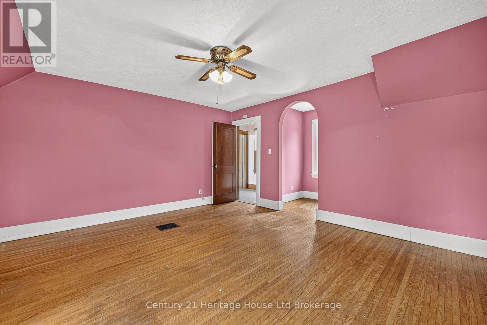 143 Charles Street E, Ingersoll, Ontario N5C 1J9 - Photo 25 - X13814386