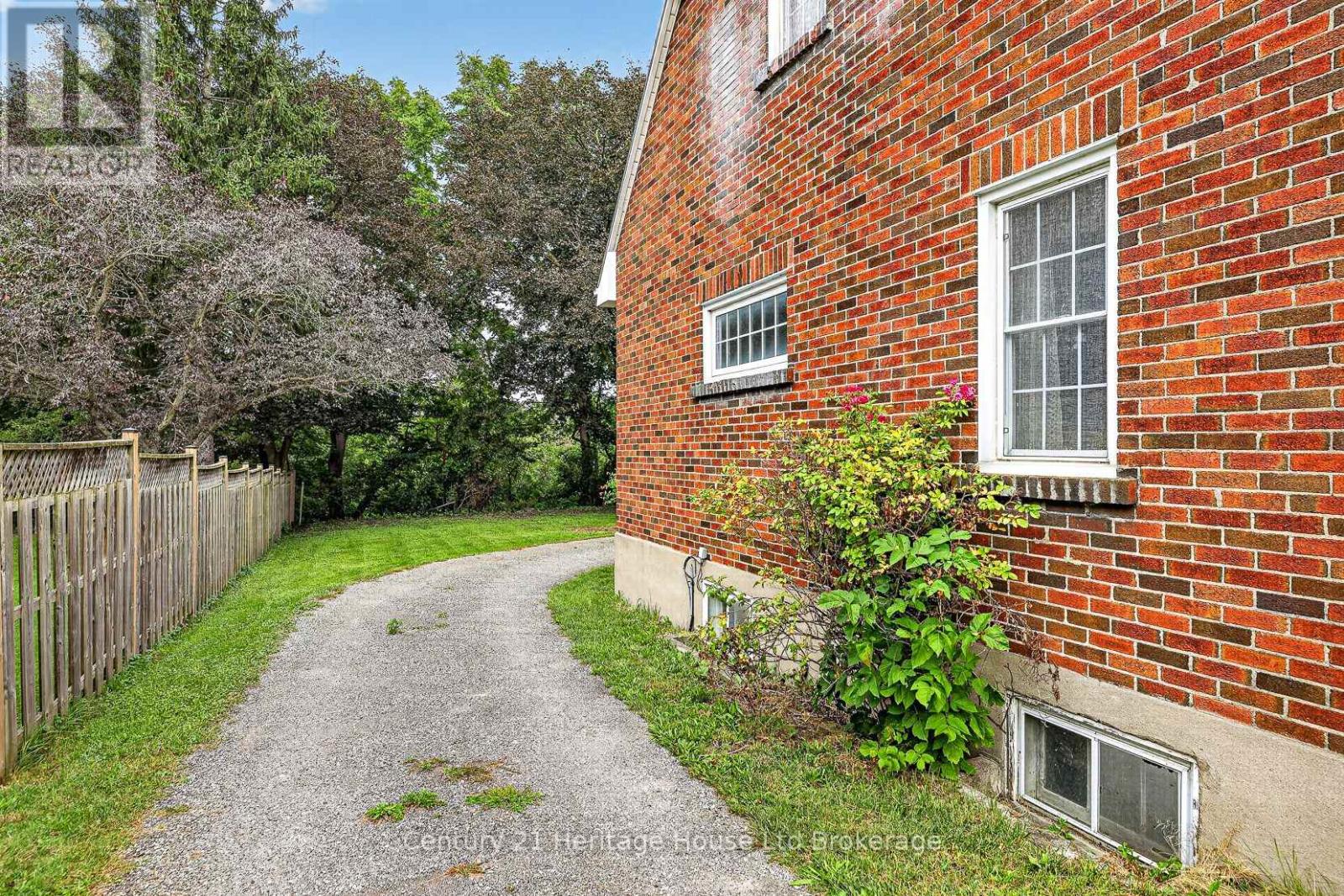 143 Charles Street E, Ingersoll, Ontario N5C 1J9 - Photo 29 - X13814386