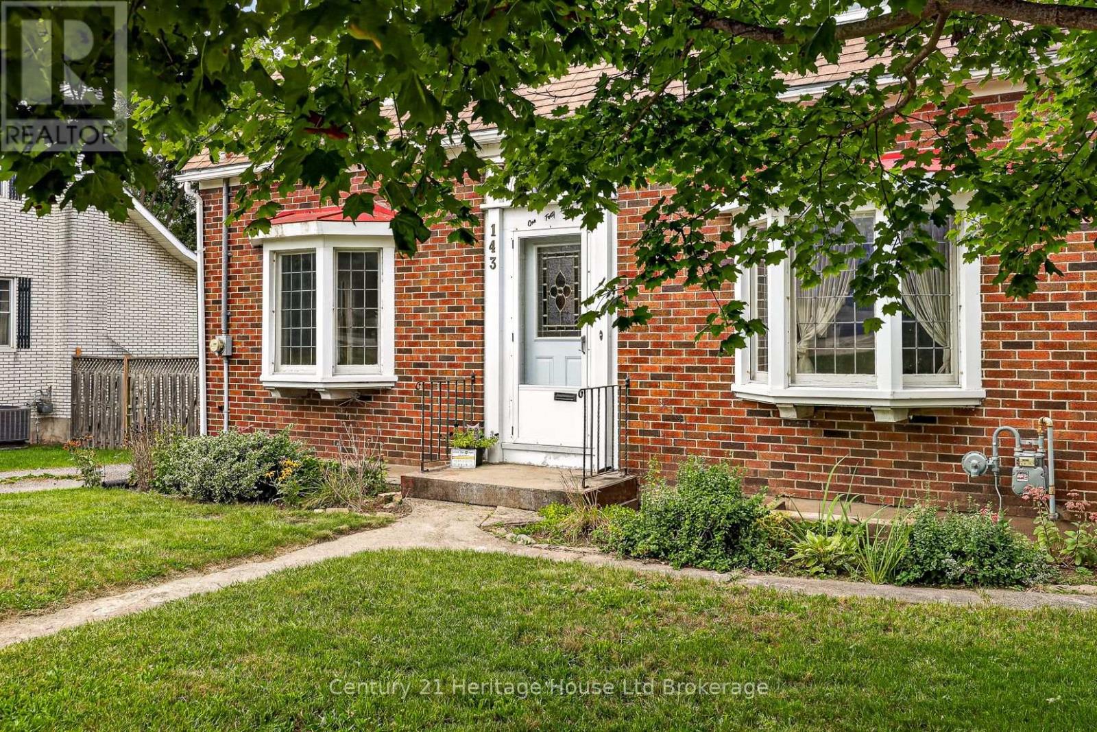 143 Charles Street E, Ingersoll, Ontario N5C 1J9 - Photo 4 - X13814386