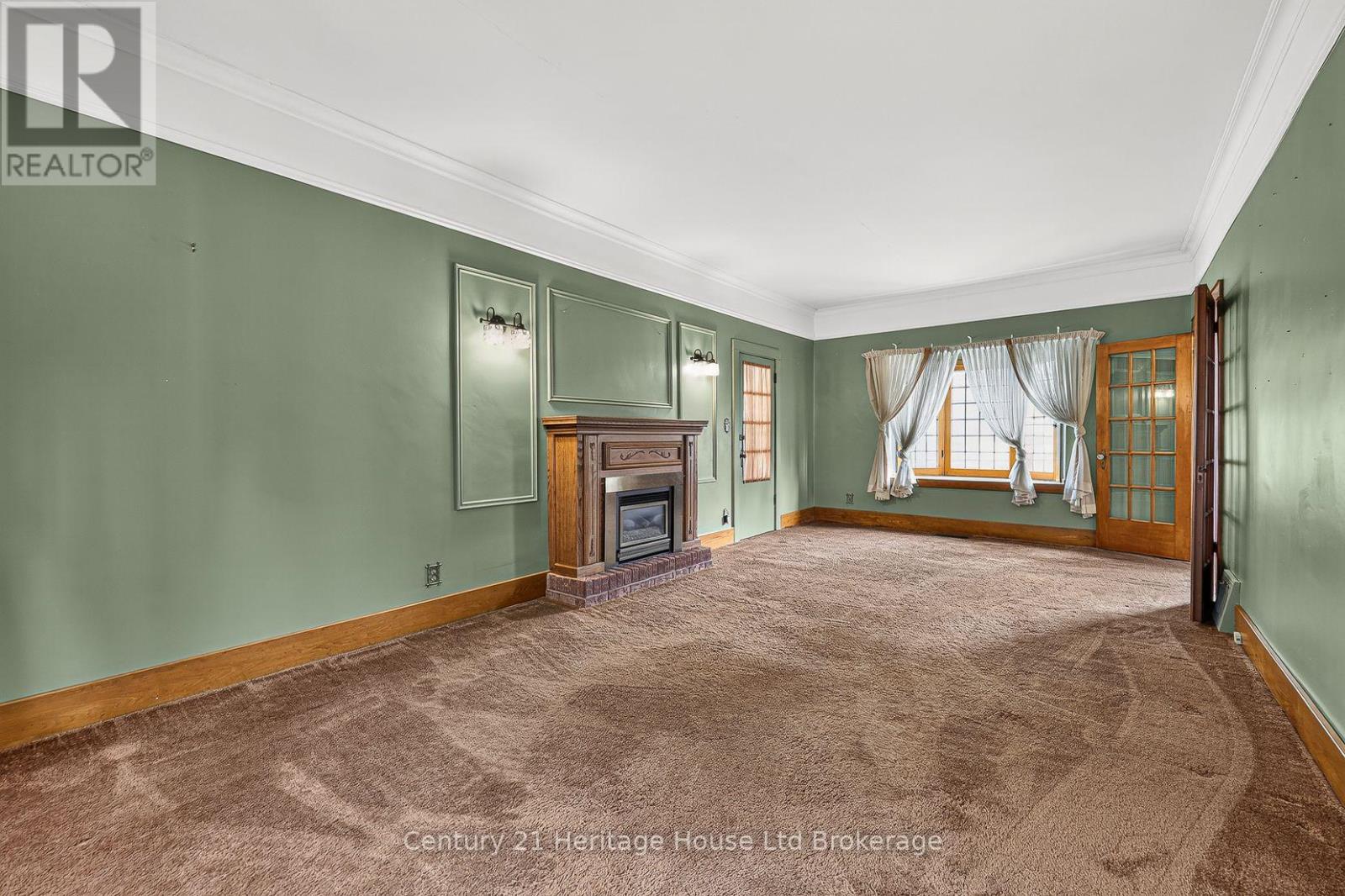 143 Charles Street E, Ingersoll, Ontario N5C 1J9 - Photo 9 - X13814386