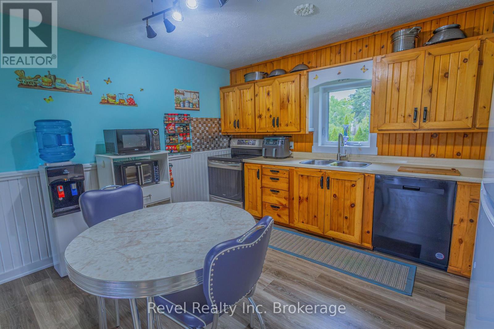 2 Lincoln Avenue, South River, Ontario  P0A 1X0 - Photo 10 - X13814302