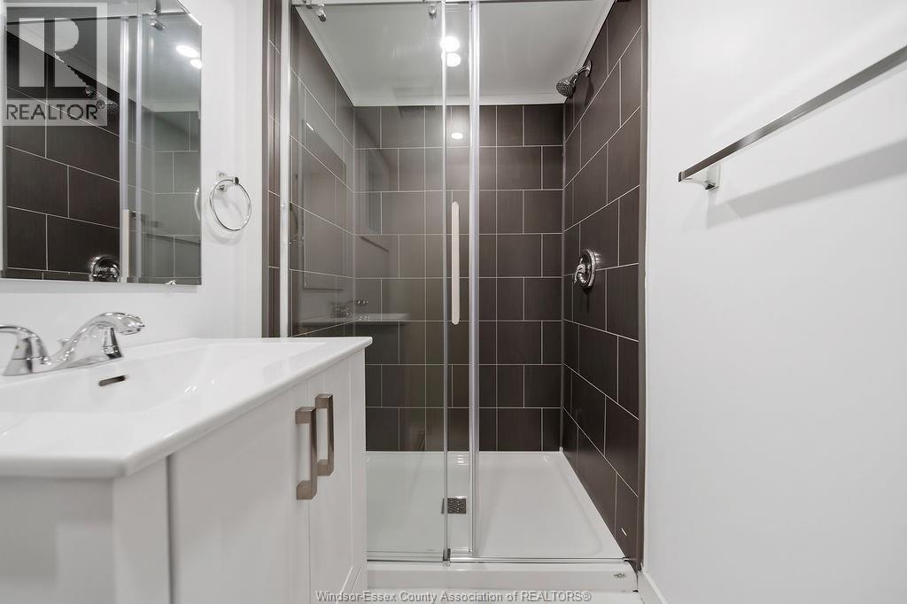 990 Victoria Avenue Unit# 2, Windsor, Ontario  N9A 4N5 - Photo 15 - 26023280