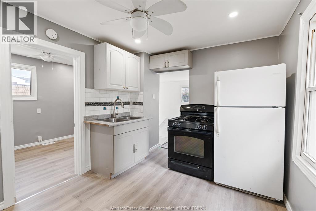 1016 Hickory Rd, Windsor, Ontario  N8Y 3S1 - Photo 11 - 26023129