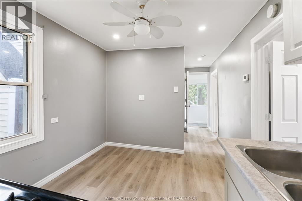 1016 Hickory Rd, Windsor, Ontario  N8Y 3S1 - Photo 12 - 26023129
