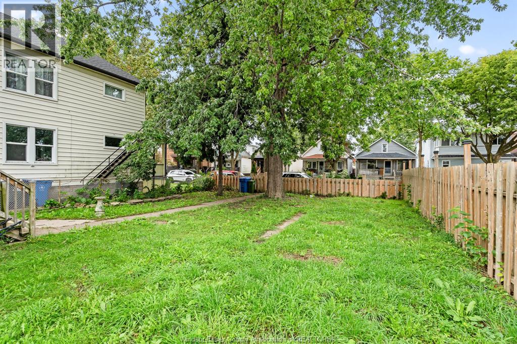 1016 Hickory Rd, Windsor, Ontario  N8Y 3S1 - Photo 2 - 26023129