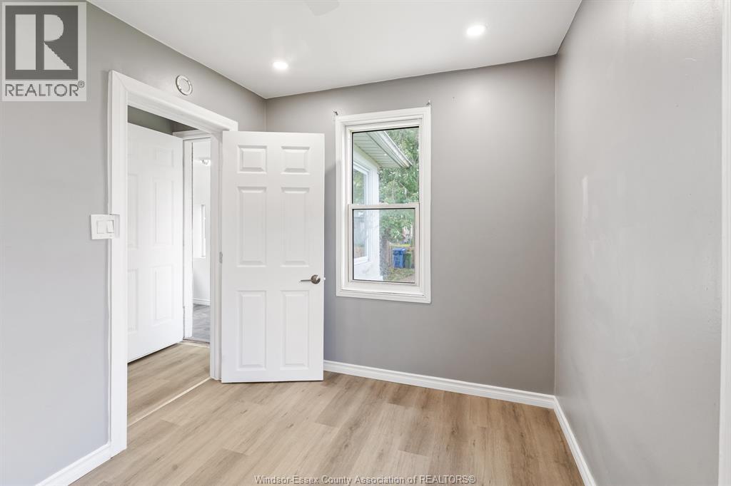 1016 Hickory Rd, Windsor, Ontario  N8Y 3S1 - Photo 6 - 26023129