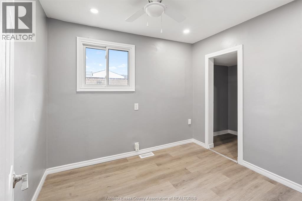 1016 Hickory Rd, Windsor, Ontario  N8Y 3S1 - Photo 7 - 26023129