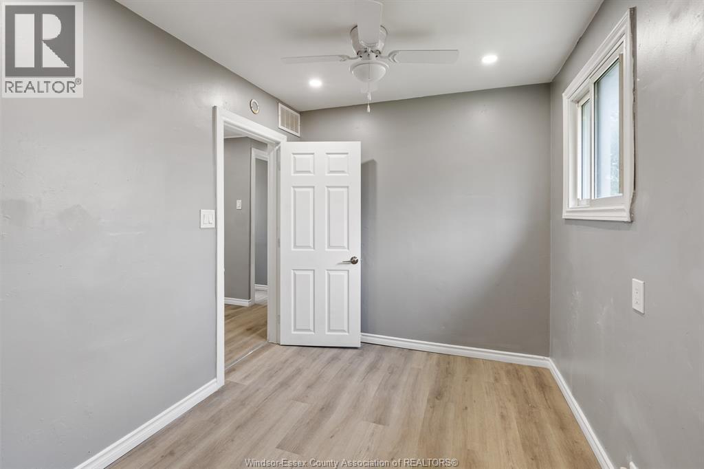 1016 Hickory Rd, Windsor, Ontario  N8Y 3S1 - Photo 8 - 26023129
