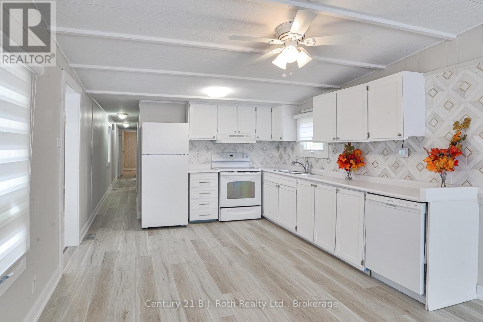 33 - 580 West Street S, Orillia, Ontario  L3V 6L8 - Photo 3 - S13814274