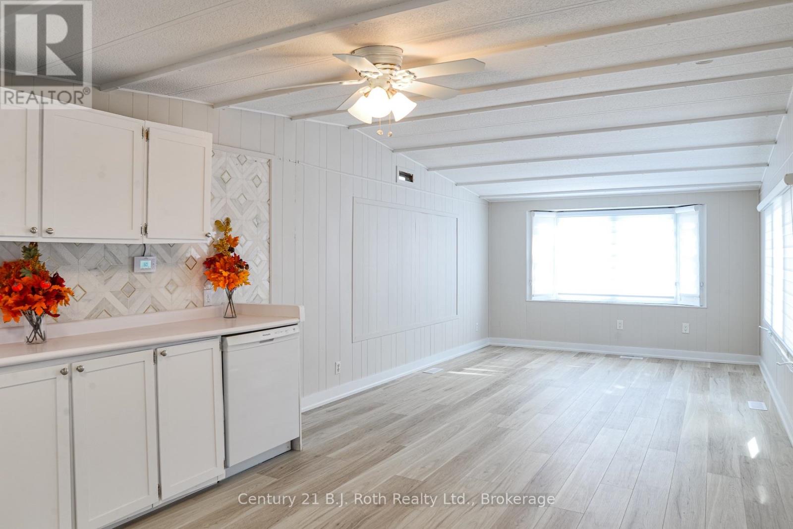 33 - 580 West Street S, Orillia, Ontario  L3V 6L8 - Photo 6 - S13814274
