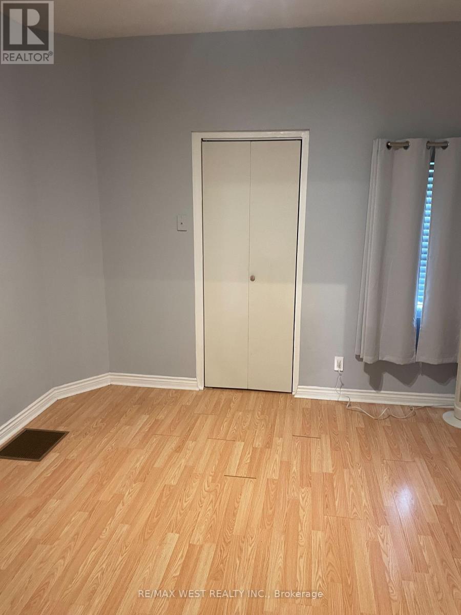 Main Floor - 281 Howland Avenue, Toronto, Ontario  M5R 3B8 - Photo 10 - C13814226