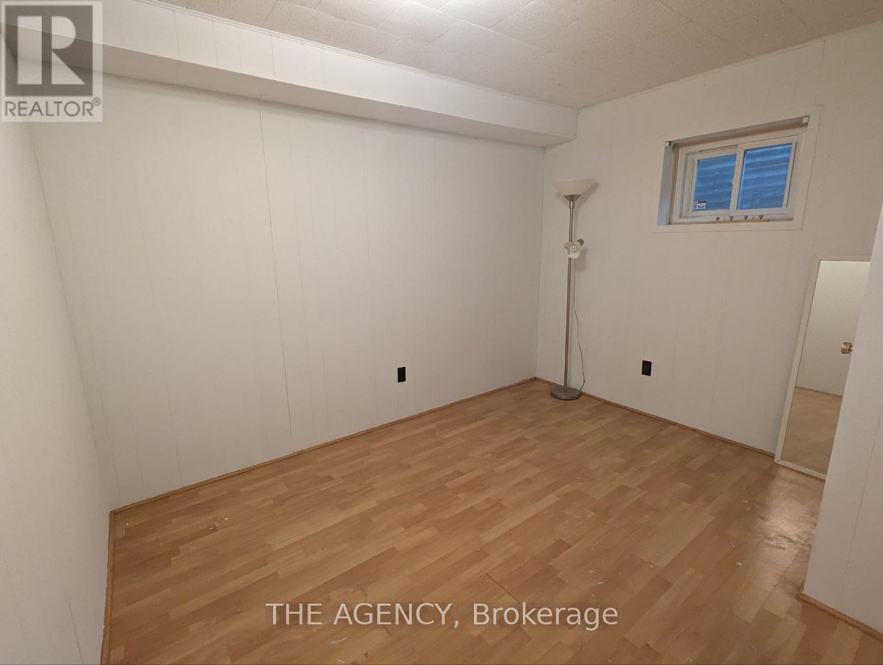 124 Van Horne Avenue, Toronto, Ontario  M2J 2T1 - Photo 3 - C13814306