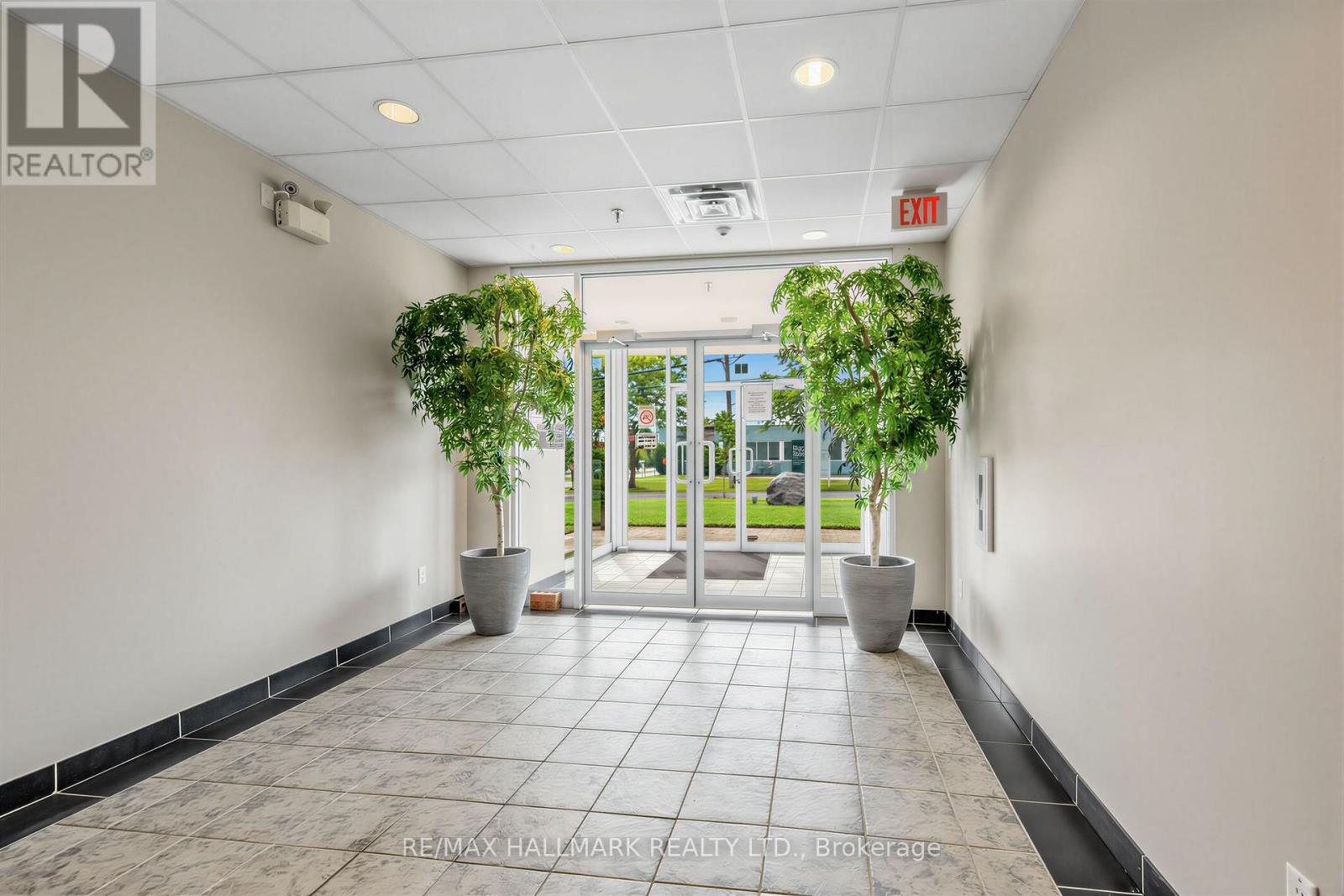 102 - 30 Kern Road, Toronto, Ontario  M3B 1T1 - Photo 3 - C13814354