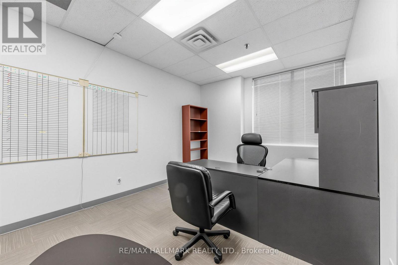 103 - 30 Kern Road, Toronto (Banbury-Don Mills), Ontario  M3B 1T1 - Photo 18 - C13814356