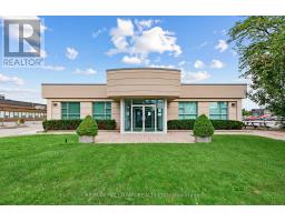 103 - 30 KERN ROAD, Toronto, Ontario