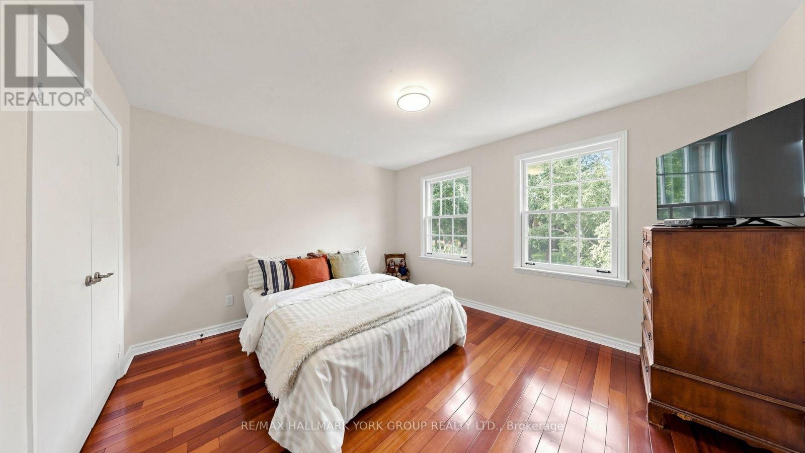 45 Pinnacle Road, Toronto (St. Andrew-Windfields), Ontario  M2L 2V6 - Photo 24 - C13814398