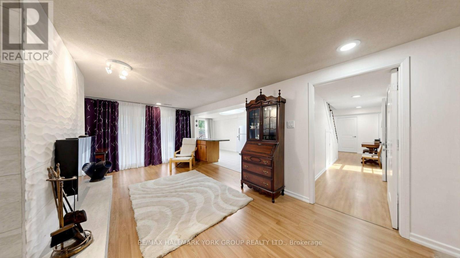 45 Pinnacle Road, Toronto (St. Andrew-Windfields), Ontario  M2L 2V6 - Photo 30 - C13814398