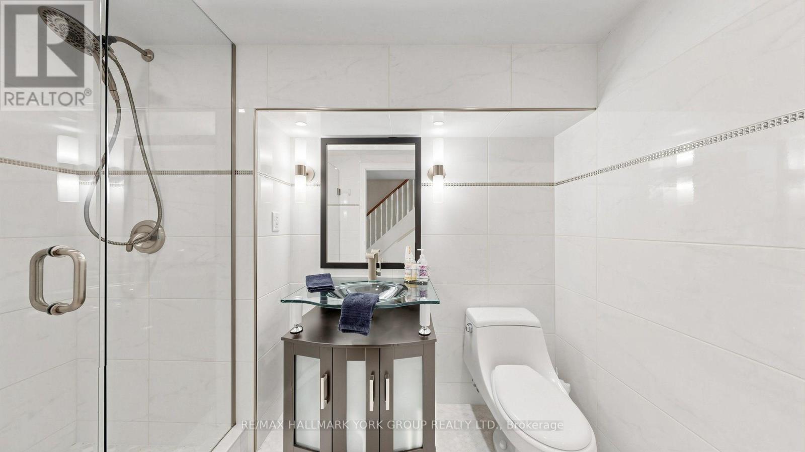 45 Pinnacle Road, Toronto (St. Andrew-Windfields), Ontario  M2L 2V6 - Photo 34 - C13814398