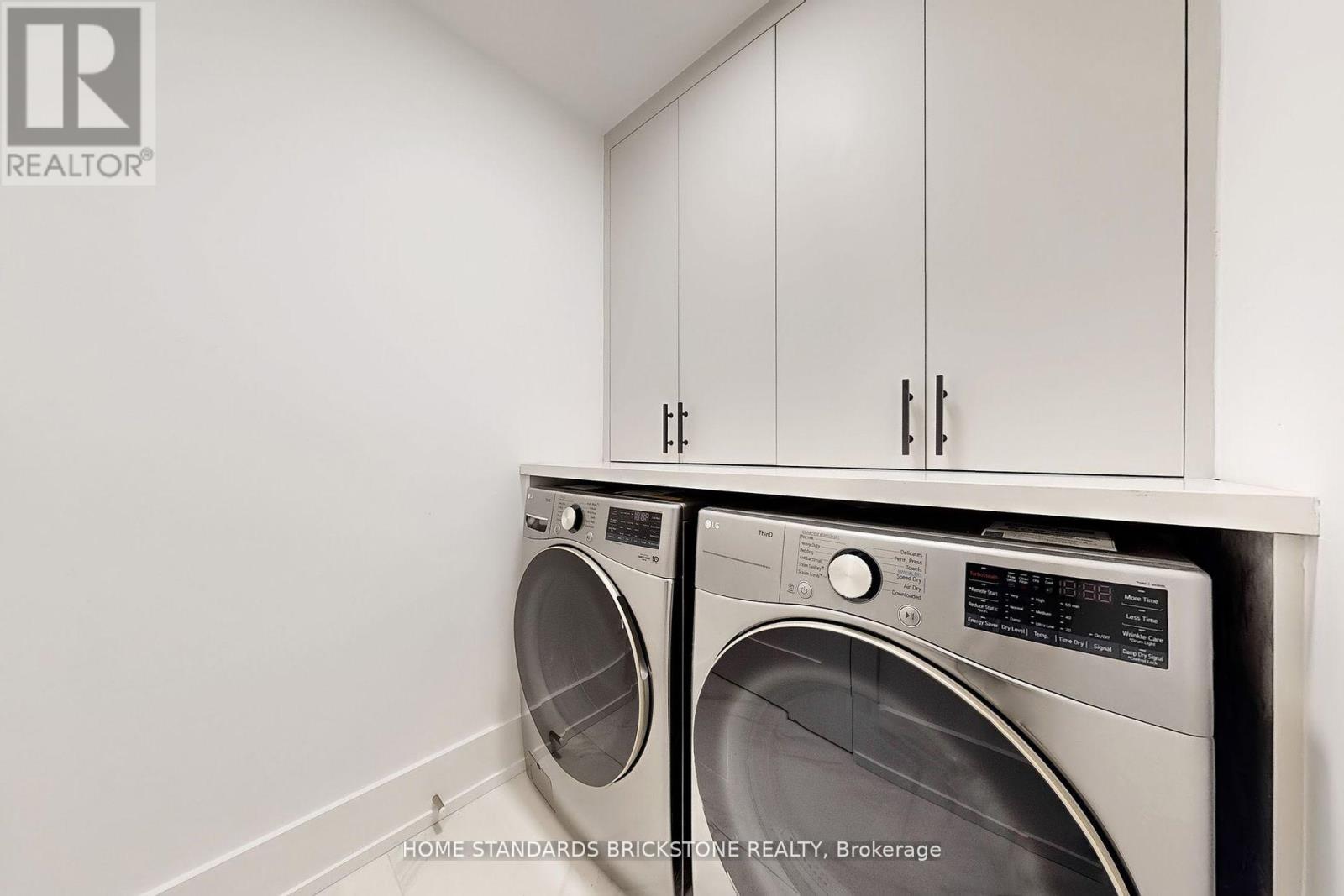 1009 - 110 Bloor Street W, Toronto (Annex), Ontario  M5S 2W7 - Photo 31 - C13814416