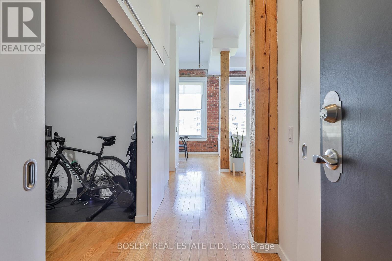 405 - 915 King Street W, Toronto, Ontario  M6K 3M2 - Photo 2 - C13814462