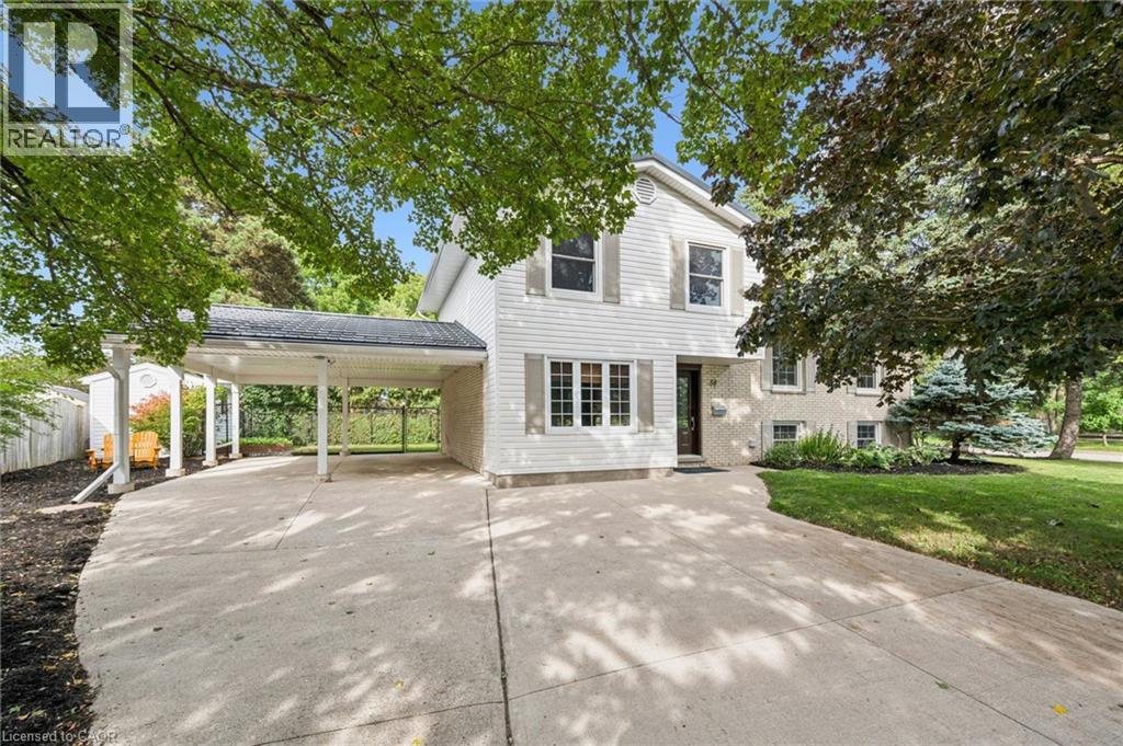 58 Bradley Drive, Kitchener, Ontario N2A 1K5 - Photo 1 - 40865395