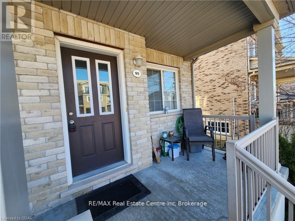 95 - 35 Mountford Drive, Guelph, Ontario  N1E 0G6 - Photo 2 - X13814378
