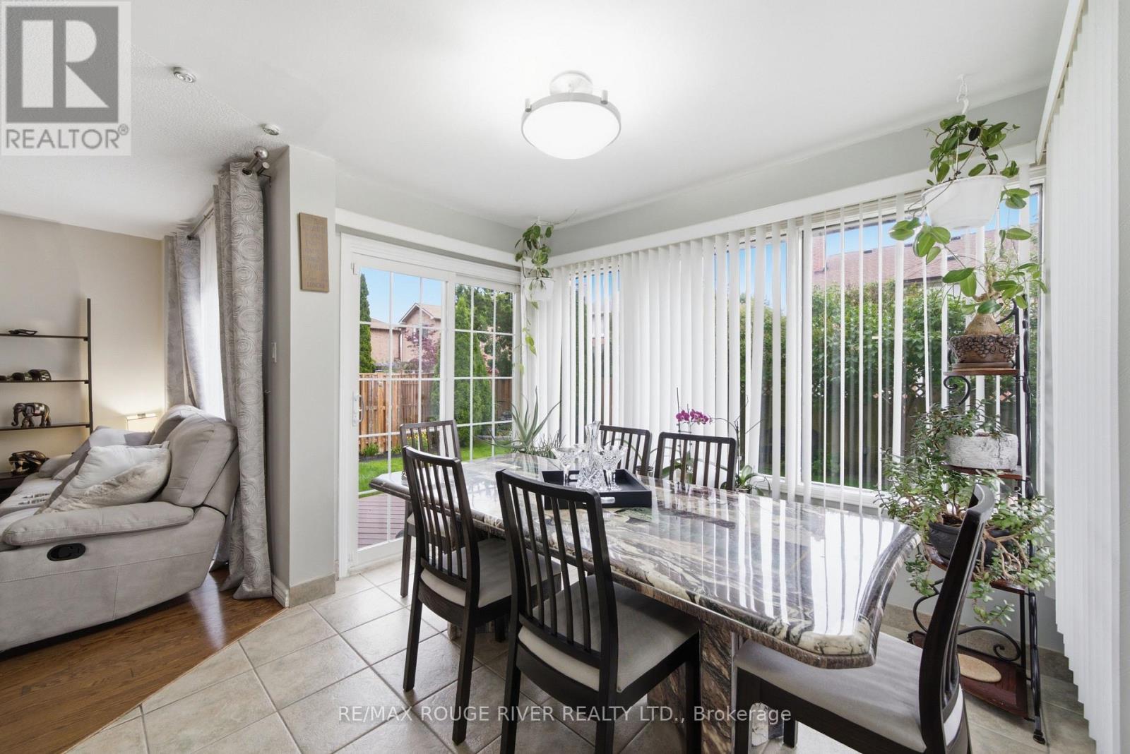 561 Cattail Court, Pickering, Ontario  L1V 6A2 - Photo 14 - E13814170