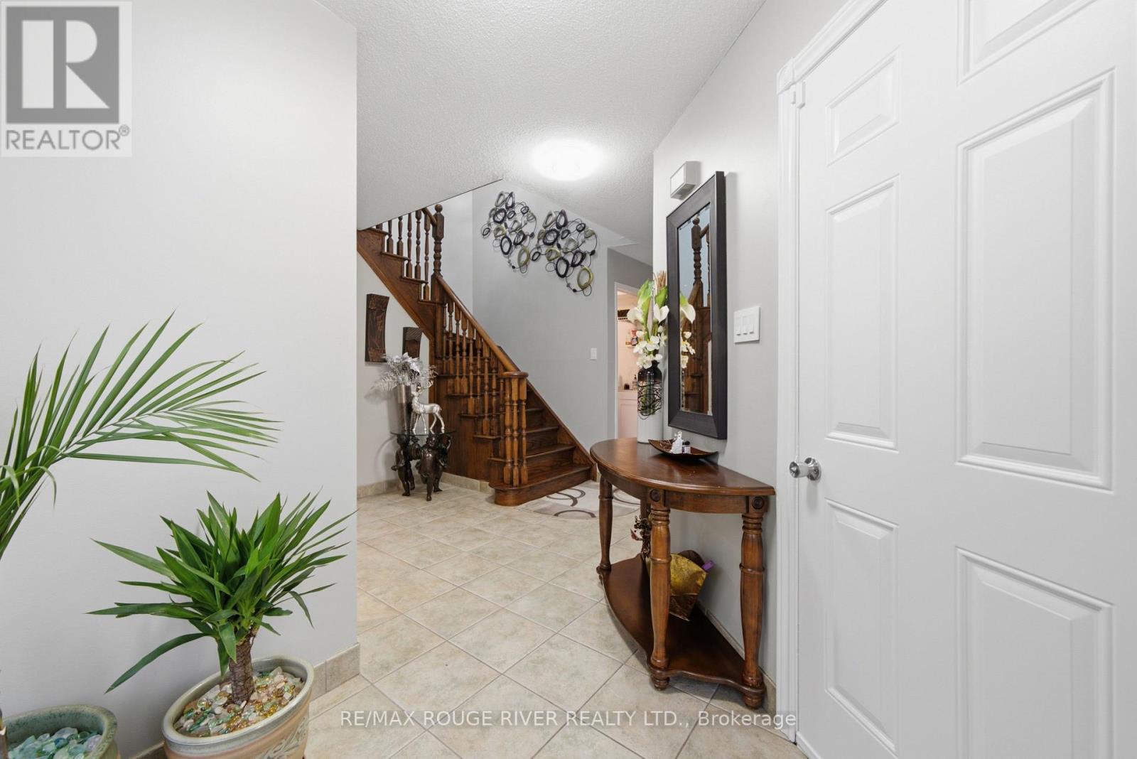 561 Cattail Court, Pickering, Ontario  L1V 6A2 - Photo 23 - E13814170
