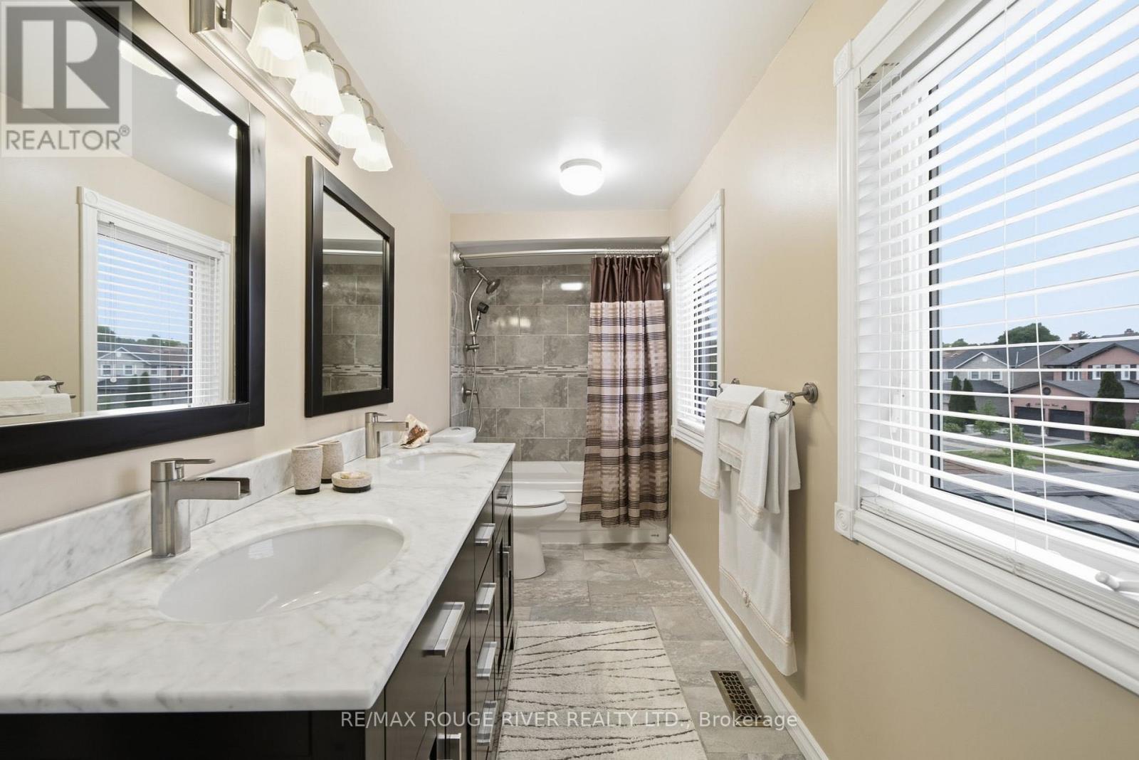 561 Cattail Court, Pickering, Ontario  L1V 6A2 - Photo 39 - E13814170