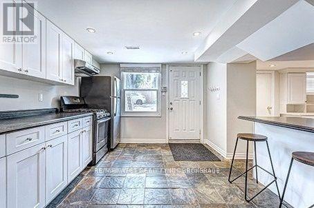 811 Coxwell Avenue, Toronto, Ontario  M4C 3E5 - Photo 14 - E13814284