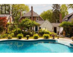 30 KELSONIA AVENUE, Toronto, Ontario