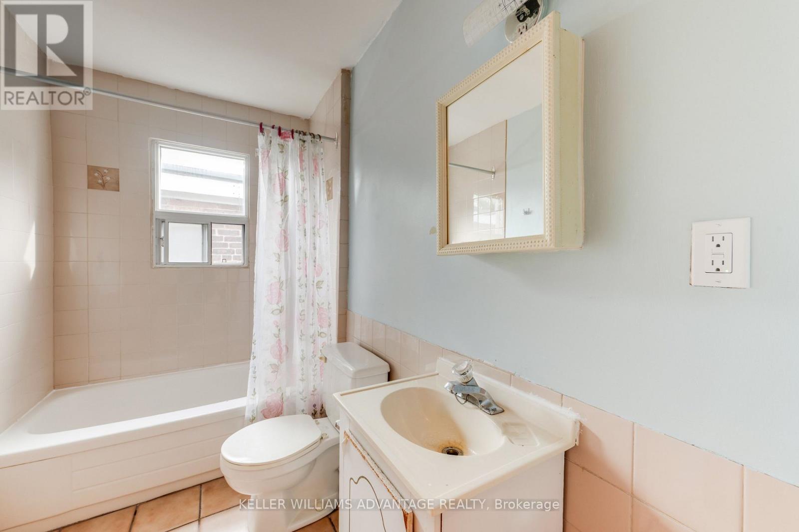 530 Carlaw Avenue, Toronto, Ontario  M4K 3J5 - Photo 38 - E13814380