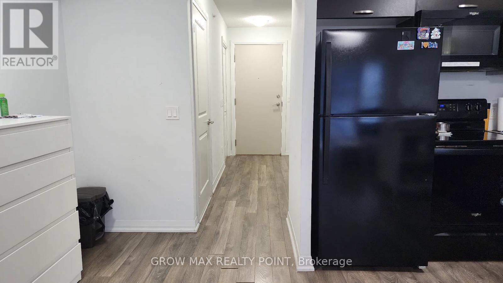 907 - 30 Meadowglen Place, Toronto, Ontario  M1G 0A6 - Photo 5 - E13814406
