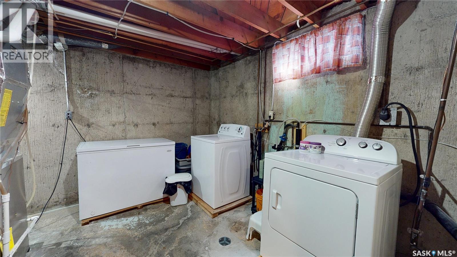 1240 10th Avenue E, Regina, Saskatchewan  S4T 4P9 - Photo 48 - SK044085