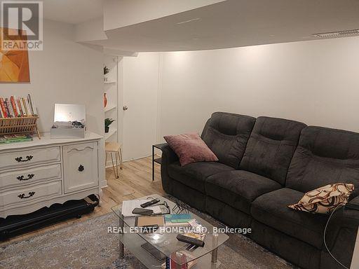 1191 Woodbine Avenue, Toronto, Ontario  M4C 4E1 - Photo 12 - E13814224