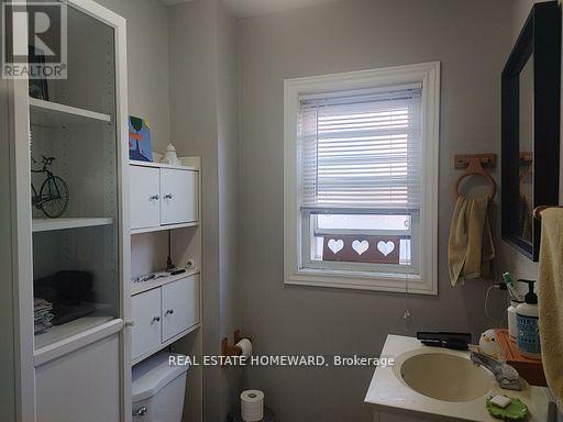 1191 Woodbine Avenue, Toronto, Ontario  M4C 4E1 - Photo 9 - E13814224