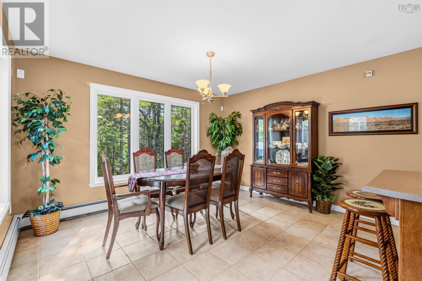 15 Burlington Lane photo 20