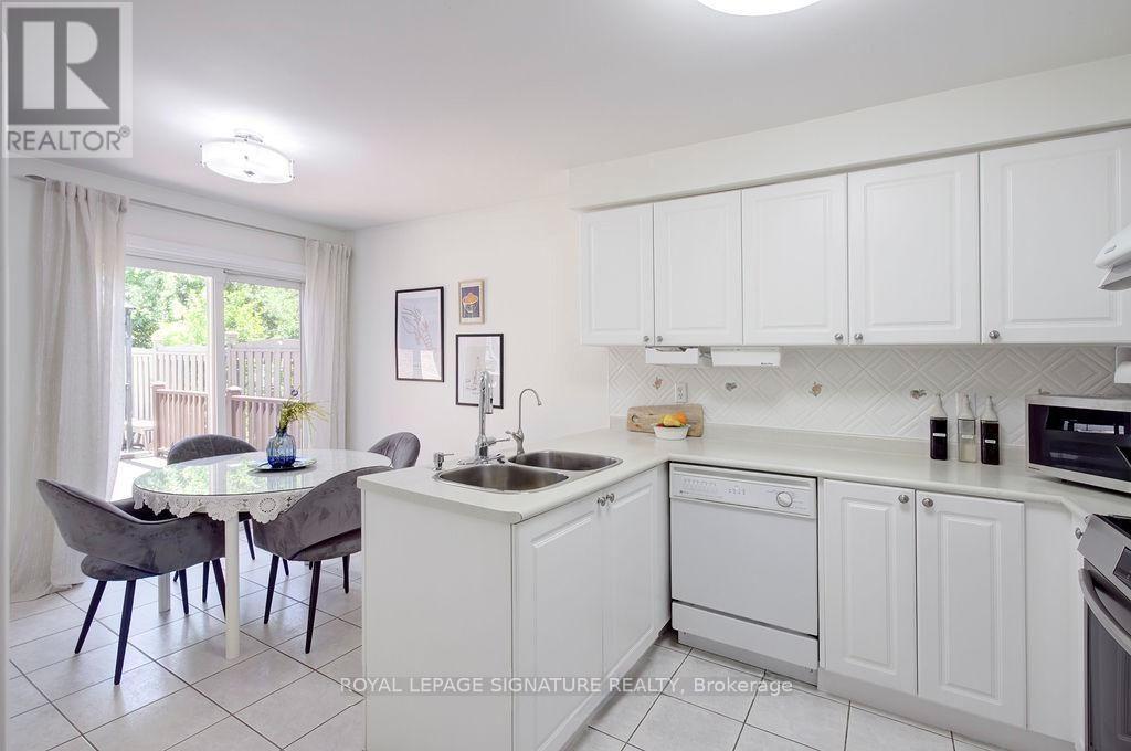 5386 Landsborough Avenue, Mississauga, Ontario  L5R 3X2 - Photo 18 - W13796576