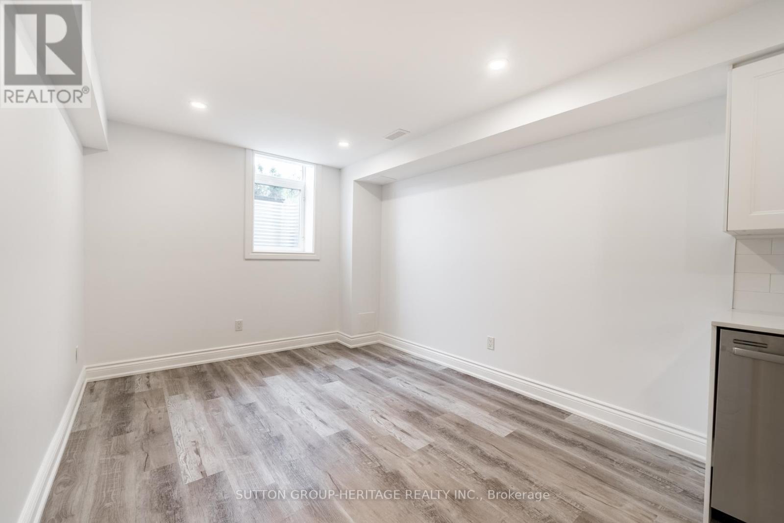 Lower - 319 Rita's Avenue, Newmarket (Summerhill Estates), Ontario  L3X 2N2 - Photo 11 - N13814466