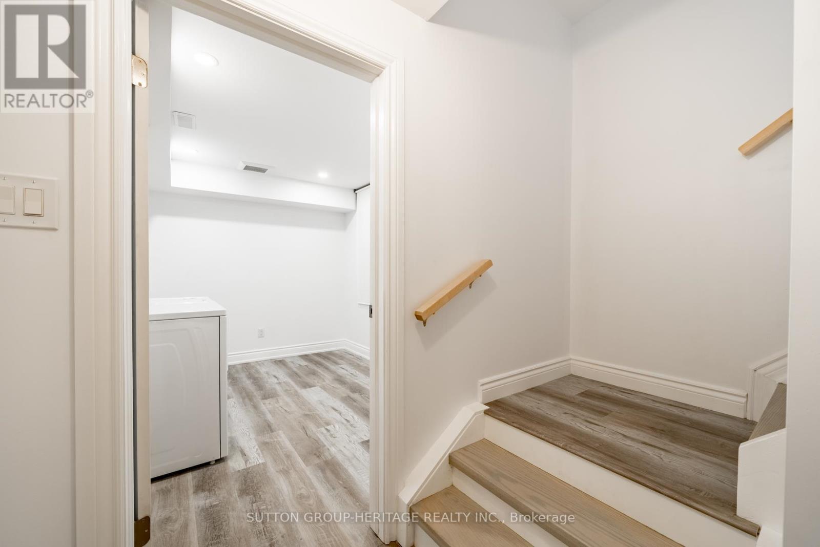 Lower - 319 Rita's Avenue, Newmarket (Summerhill Estates), Ontario  L3X 2N2 - Photo 15 - N13814466